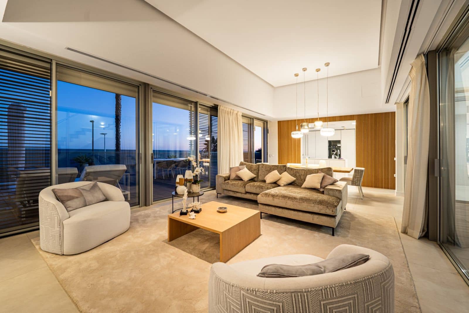 4 soverom Villa til salgs i Estepona - € 3 750 000 (Ref: 9456075)