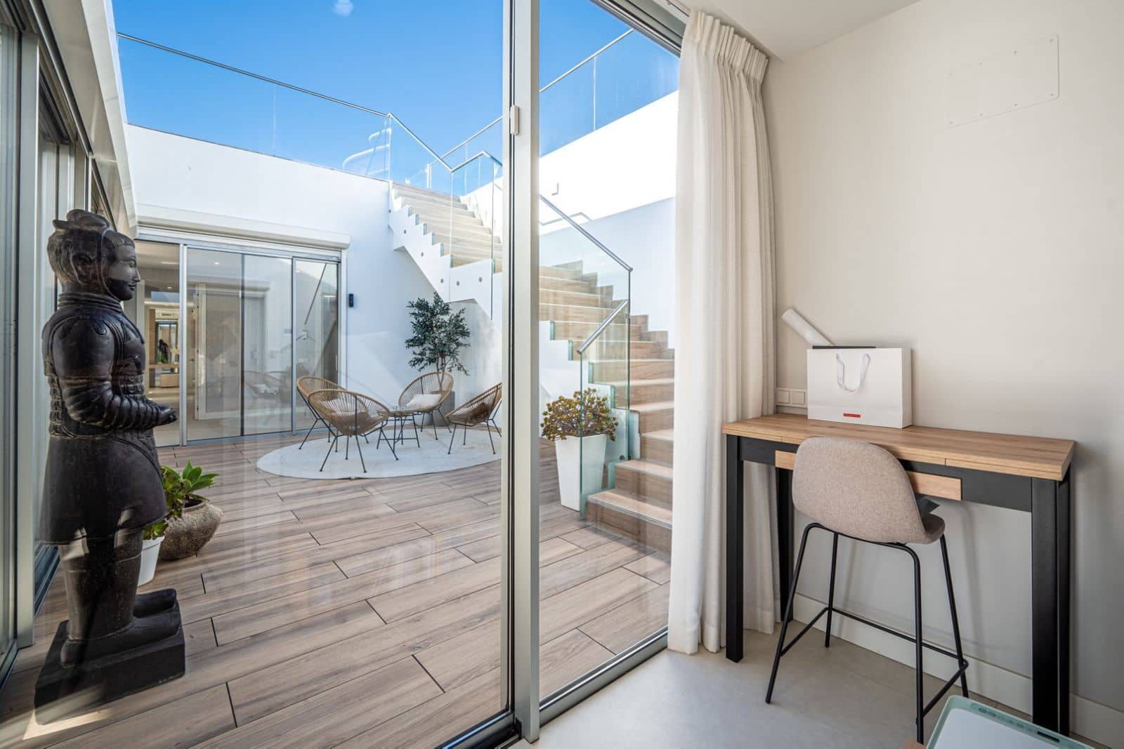 4 soverom Villa til salgs i Estepona - € 3 750 000 (Ref: 9456075)