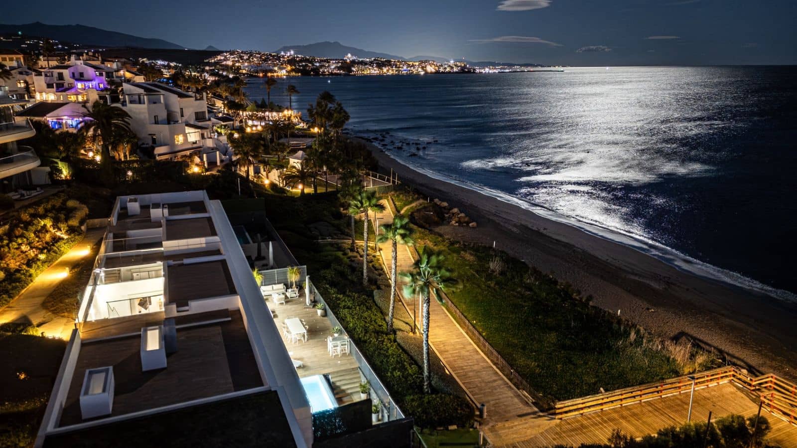 4 soverom Villa til salgs i Estepona - € 3 750 000 (Ref: 9456075)