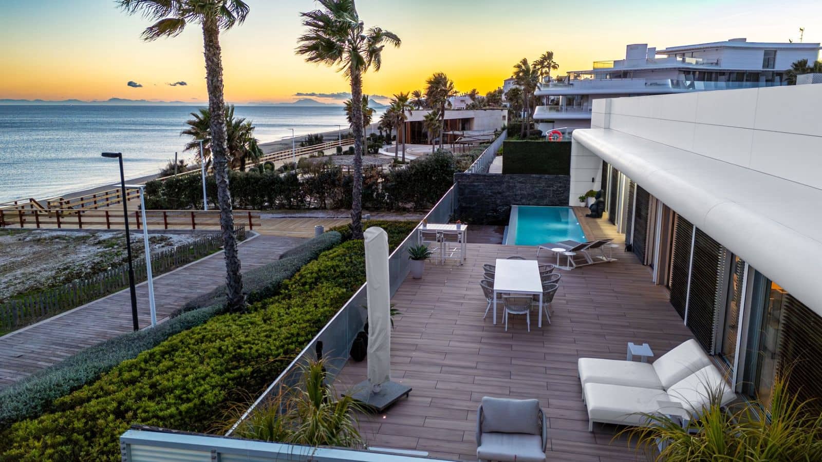 4 soverom Villa til salgs i Estepona - € 3 750 000 (Ref: 9456075)