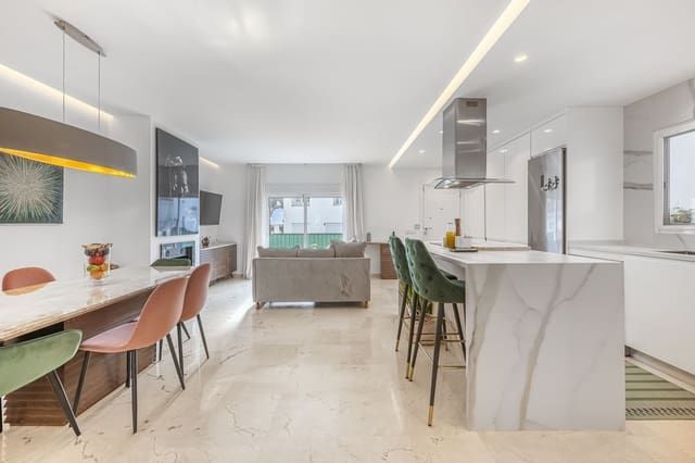 Apartamento de 2 habitaciones en Aloha Golf, Marbella en venta - 499.000 € (Ref: 9456077)