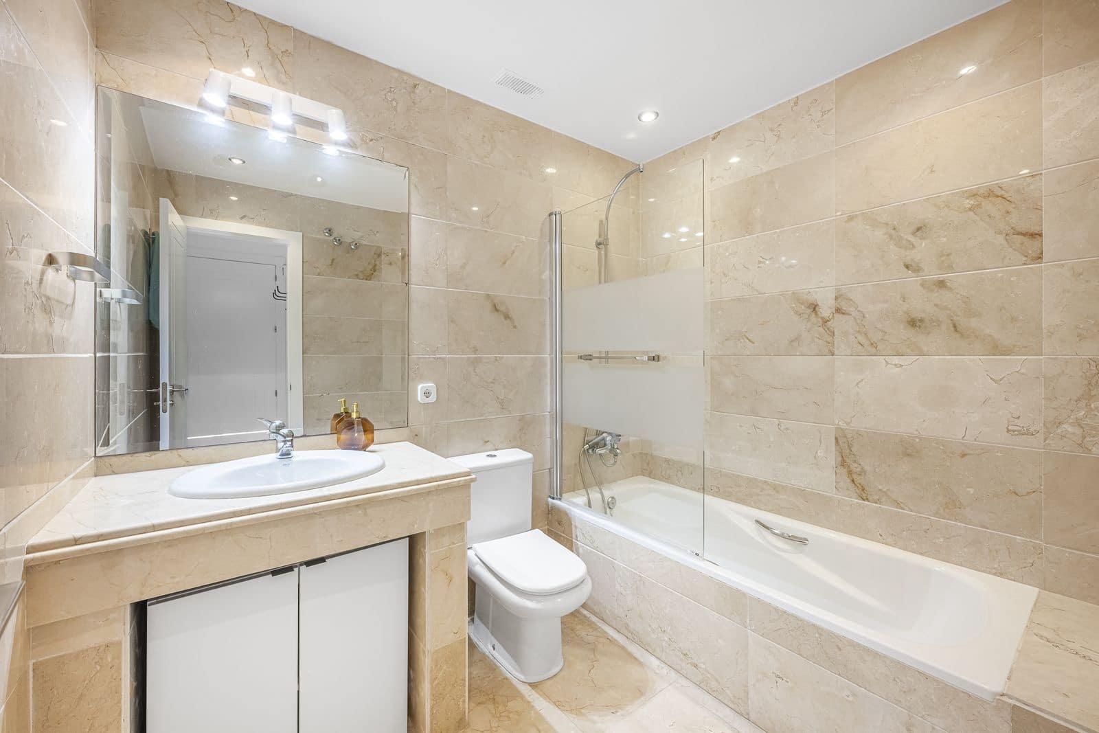 2 slaapkamer Appartement te koop in Aloha Golf - € 499.000 (Ref: 9456077)