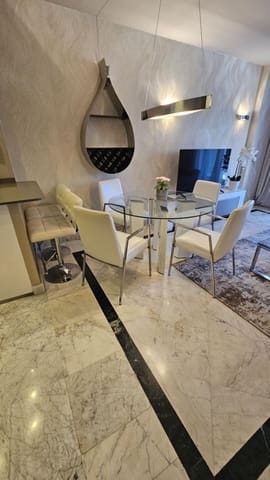 2 bedroom Apartment for sale in Puerto Banus, Marbella - € 619,999 (Ref: 9456080)