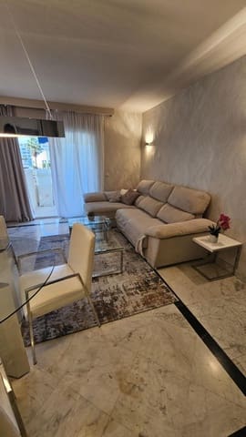 2 bedroom Apartment for sale in Puerto Banus, Marbella - € 619,999 (Ref: 9456080)