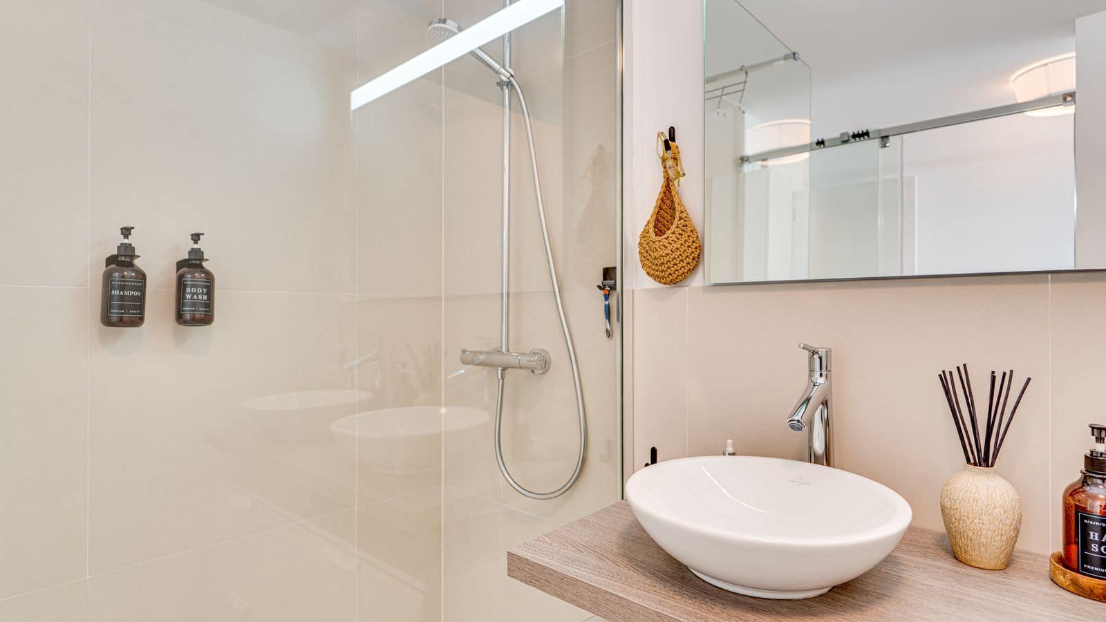 2 bedroom Apartment for sale in Benalmadena - € 550,000 (Ref: 9456082)