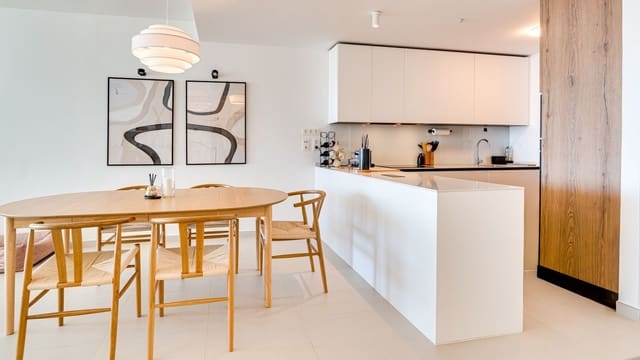 2 soverom Leilighet til salgs i Benalmádena - € 550 000 (Ref: 9456082)