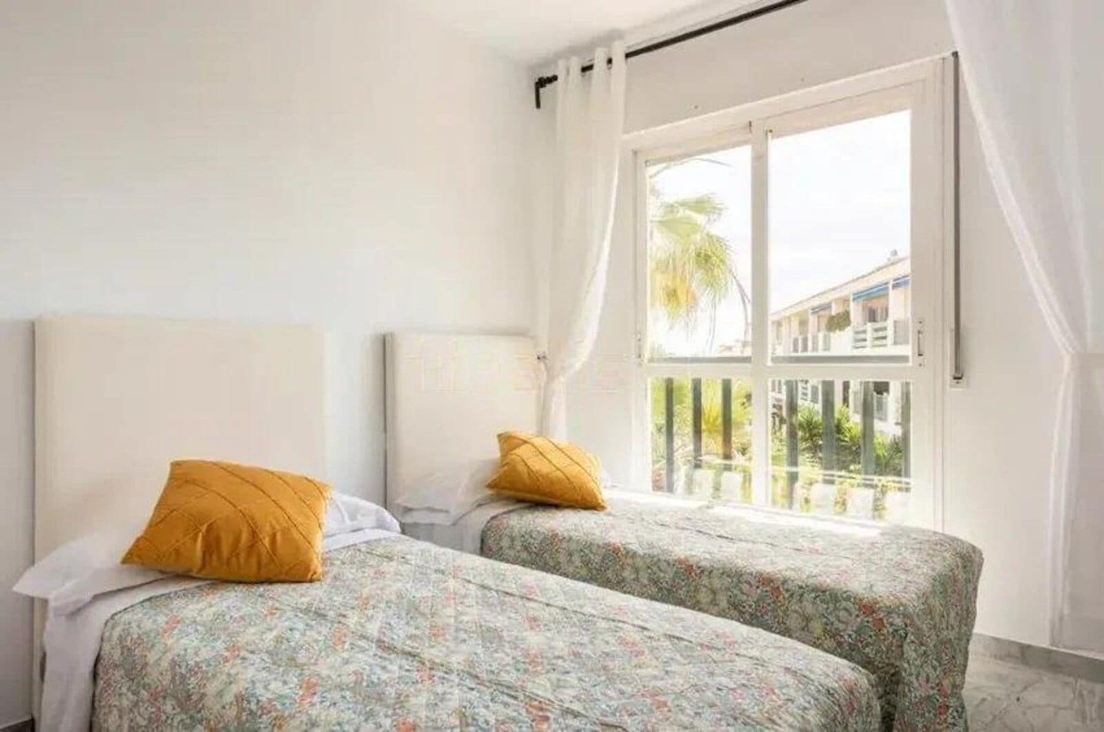 2 makuuhuone Huoneisto myytävänä paikassa Nueva Andalucia - 397 000 € (Ref: 9456091)