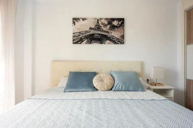 2 makuuhuone Huoneisto myytävänä paikassa Nueva Andalucia, Marbella - 397 000 € (Ref: 9456091)