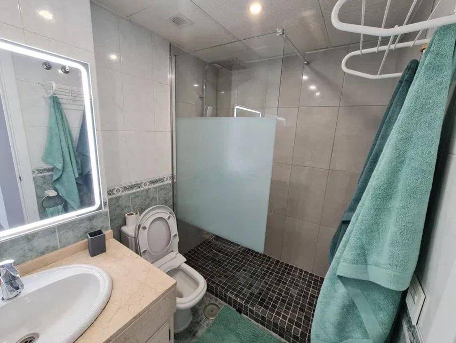 2 makuuhuone Huoneisto myytävänä paikassa Nueva Andalucia - 397 000 € (Ref: 9456091)