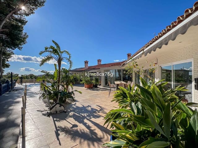 7 chambre Villa/Maison à vendre à Torremolinos - 2 650 000 € (Ref: 9456095)