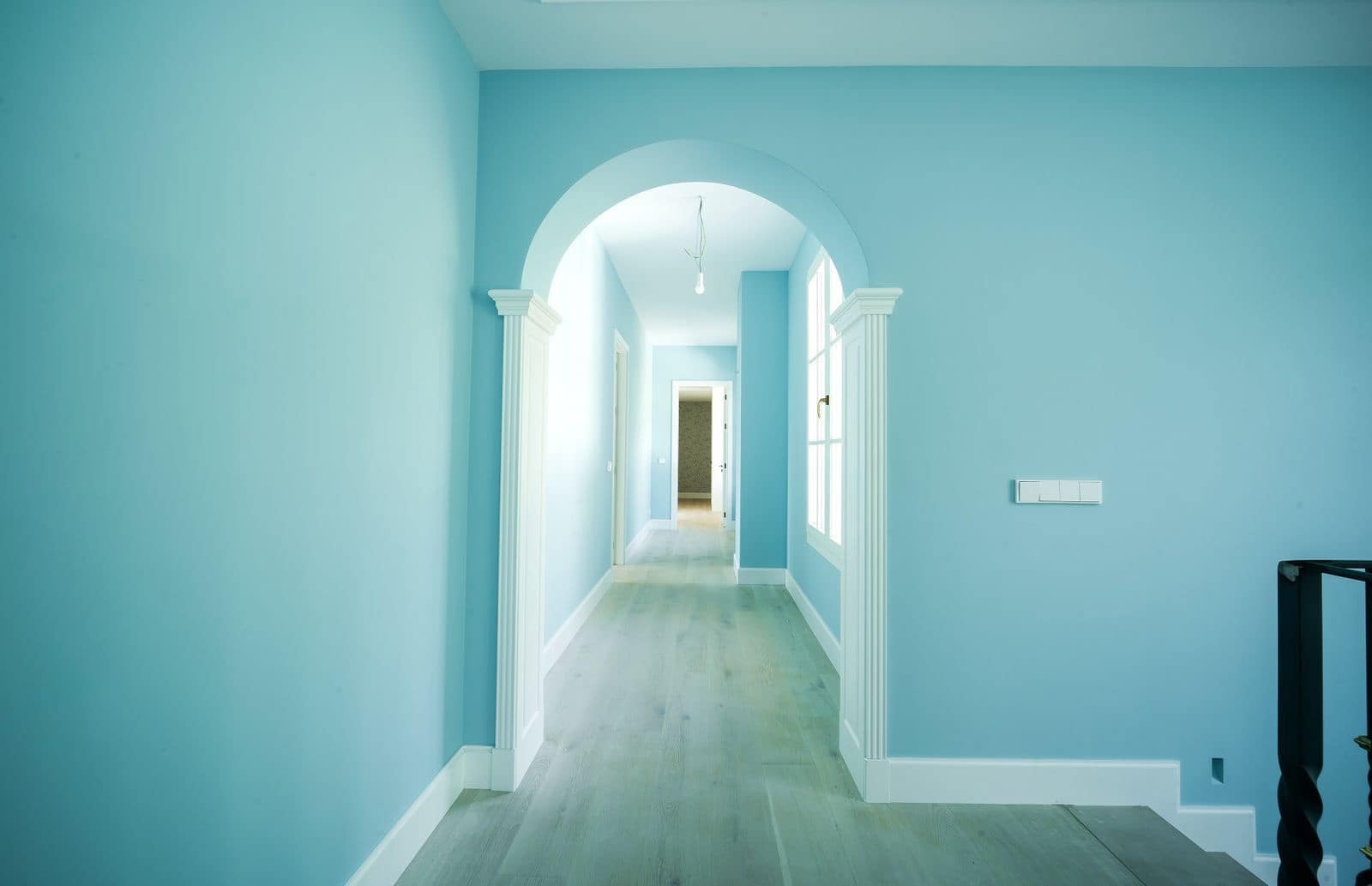 6 bedroom Villa for sale in Benahavis - € 3,700,000 (Ref: 9456103)