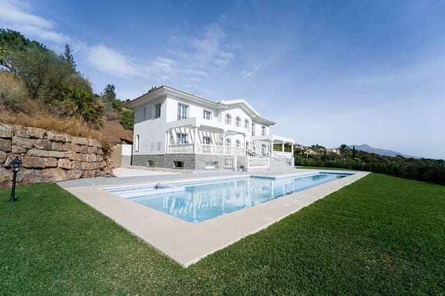 6 bedroom Villa for sale in Benahavís - € 3,700,000 (Ref: 9456103)