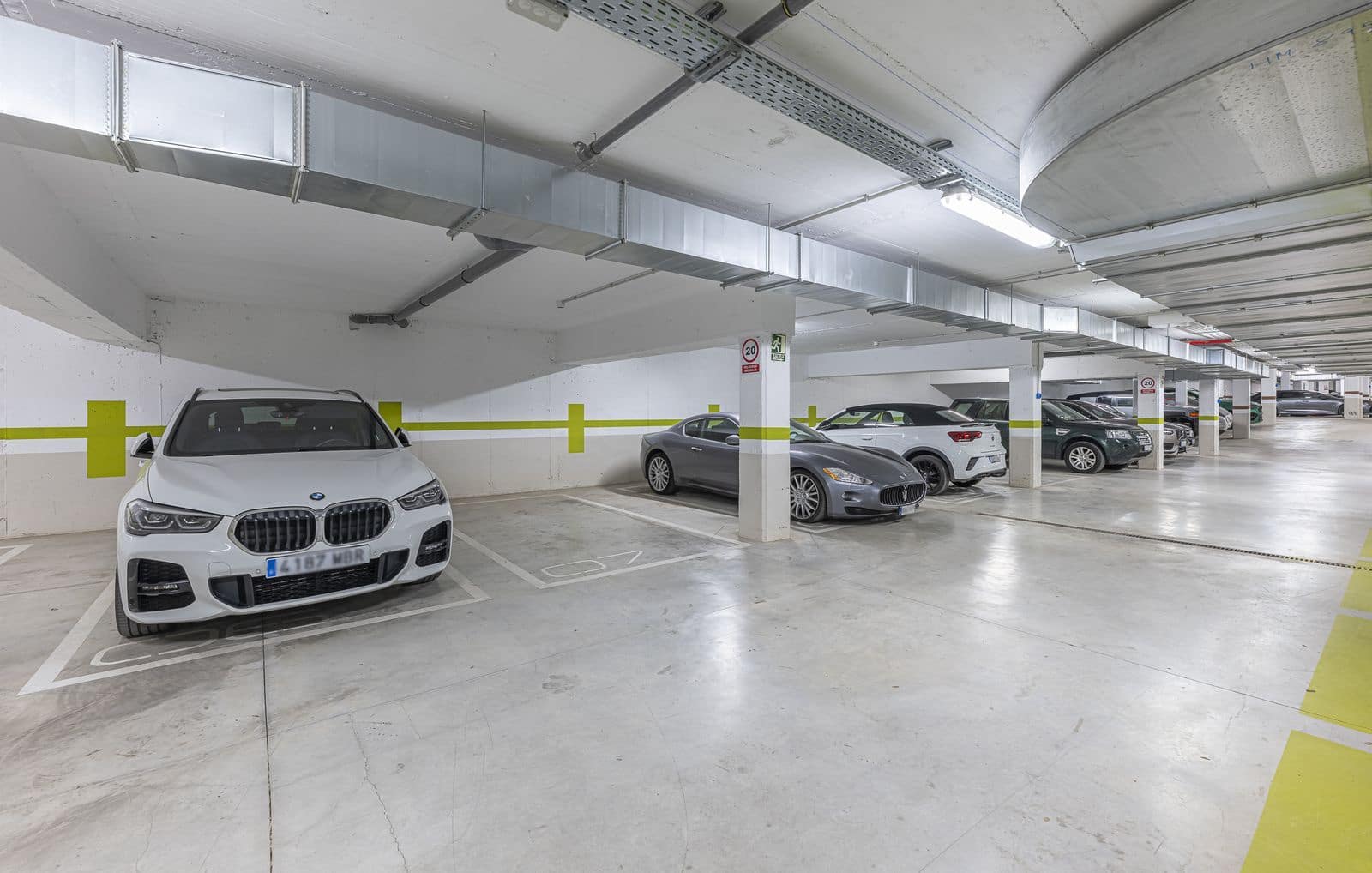 3 sovrum Takvåning till salu i Benahavis - 940 000 € (Ref: 9456113)