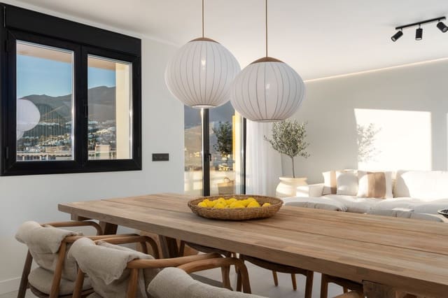 3 makuuhuone Kattohuoneisto myytävänä paikassa Torrequebrada, Benalmádena - 840 000 € (Ref: 9456115)