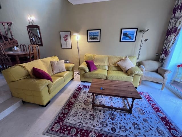 3 quarto Penthouse para venda em Carib Playa, Marbella - 695 000 € (Ref: 9456116)