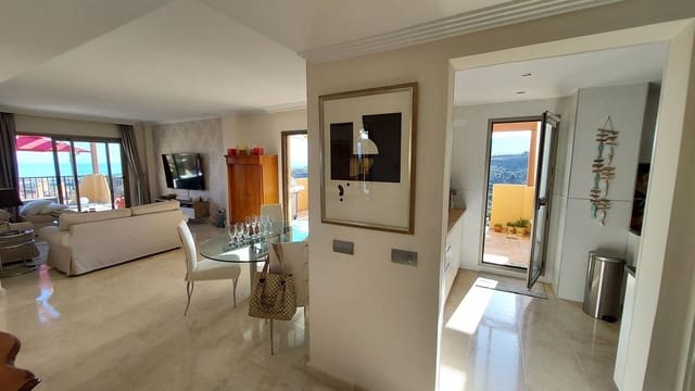 2 slaapkamer Penthouse te koop in Benahavís - € 680.000 (Ref: 9456118)