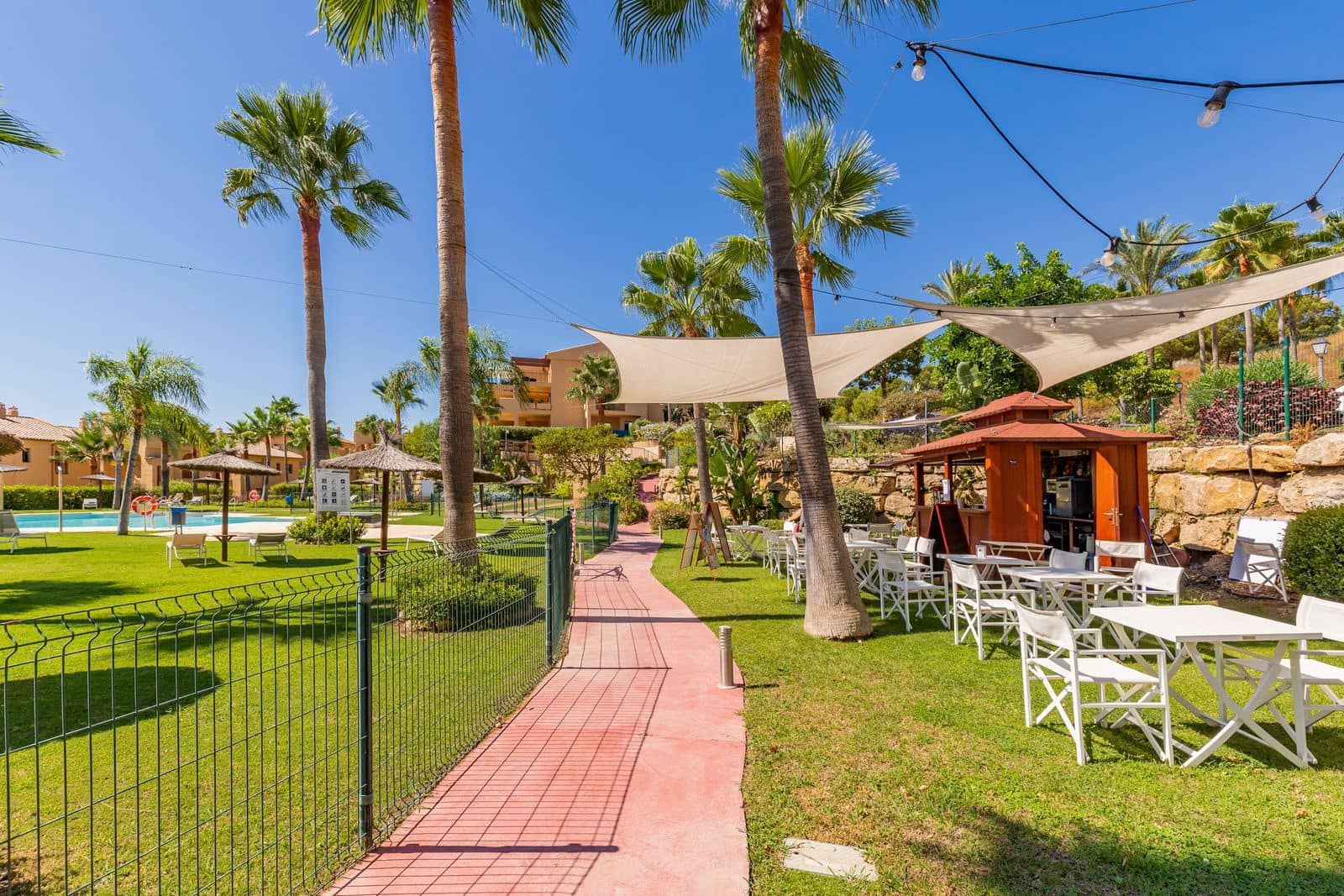 2 slaapkamer Penthouse te koop in Benahavis - € 680.000 (Ref: 9456118)