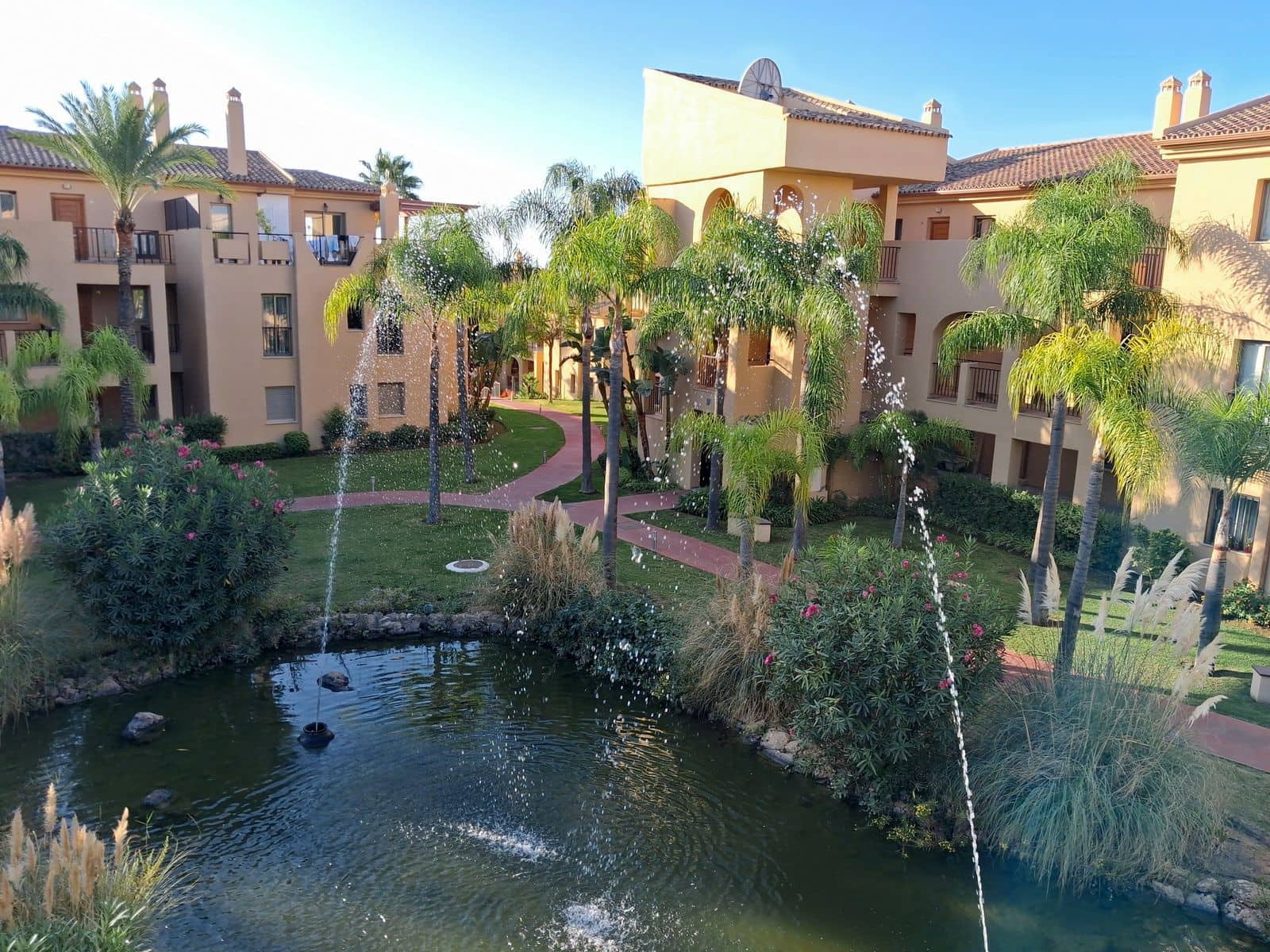 2 slaapkamer Penthouse te koop in Benahavis - € 680.000 (Ref: 9456118)