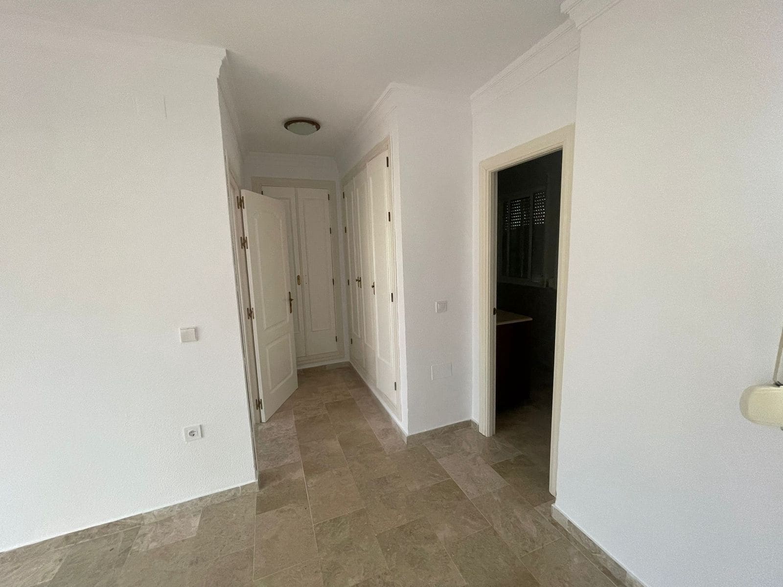 Casa de 4 habitaciones en Casares en venta - 550.000 € (Ref: 9468338)