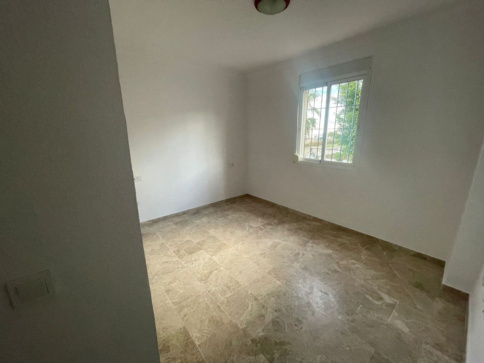 Casa de 4 habitaciones en Casares en venta - 550.000 € (Ref: 9468338)