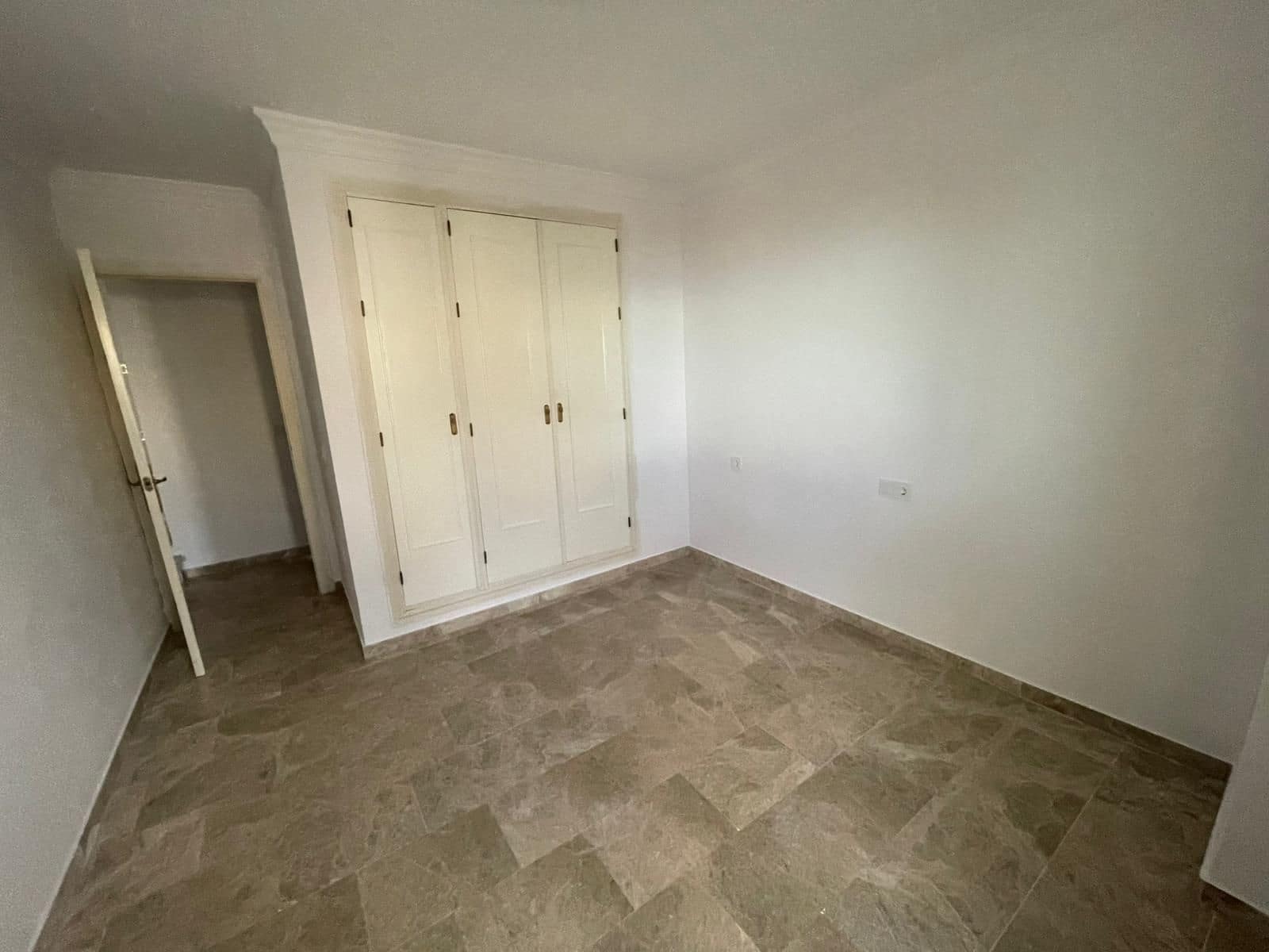 Casa de 4 habitaciones en Casares en venta - 550.000 € (Ref: 9468338)