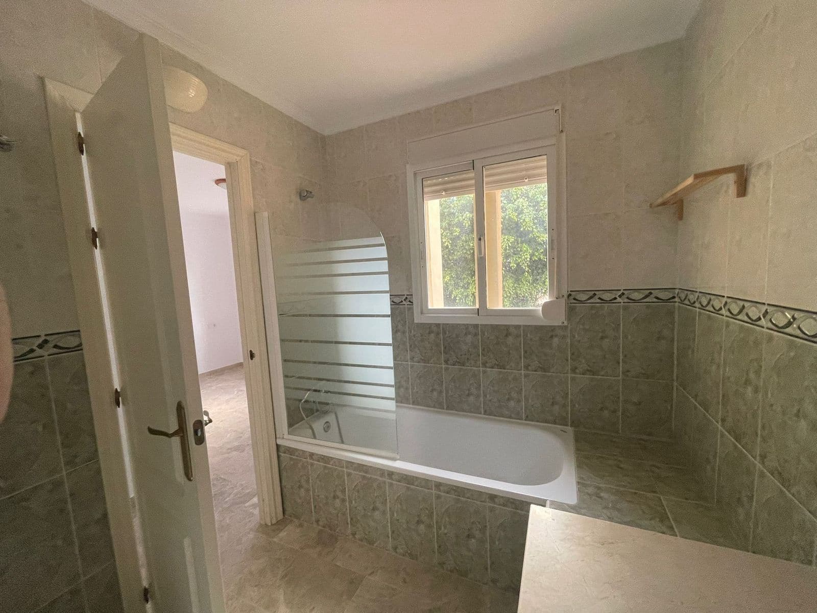 Casa de 4 habitaciones en Casares en venta - 550.000 € (Ref: 9468338)