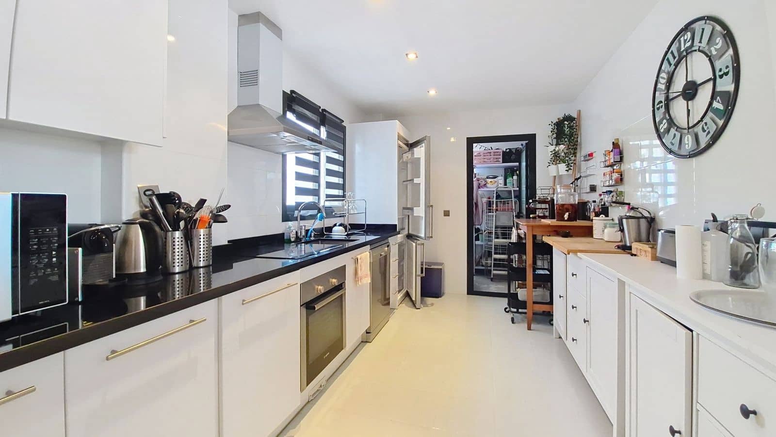 4 sovrum Takvåning till salu i Casares - 440 000 € (Ref: 9468345)