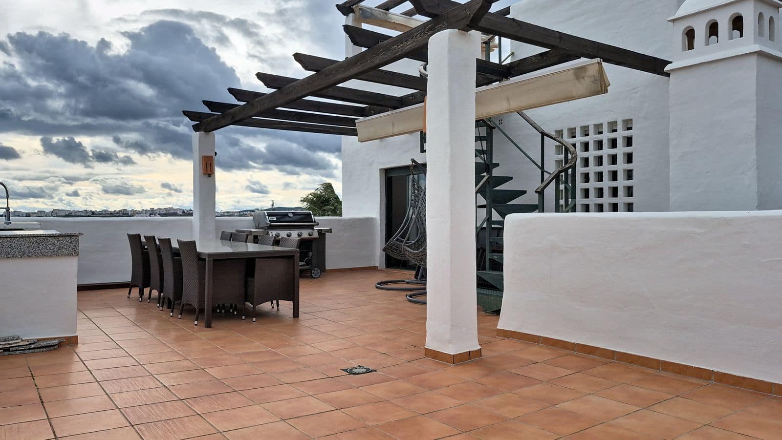 4 sovrum Takvåning till salu i Casares - 440 000 € (Ref: 9468345)