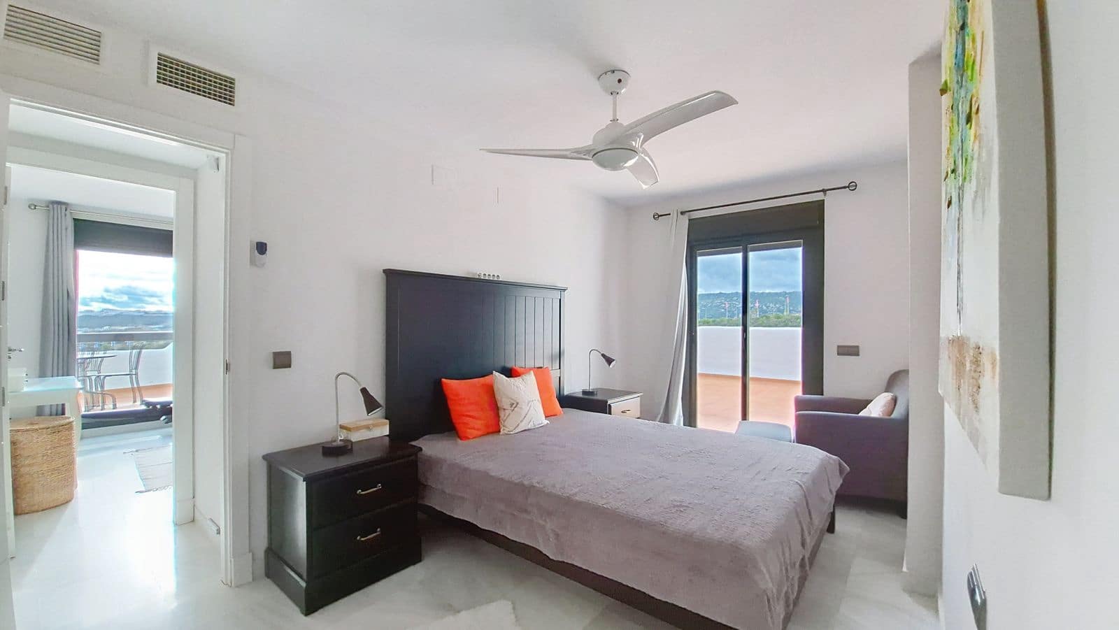 4 sovrum Takvåning till salu i Casares - 440 000 € (Ref: 9468345)