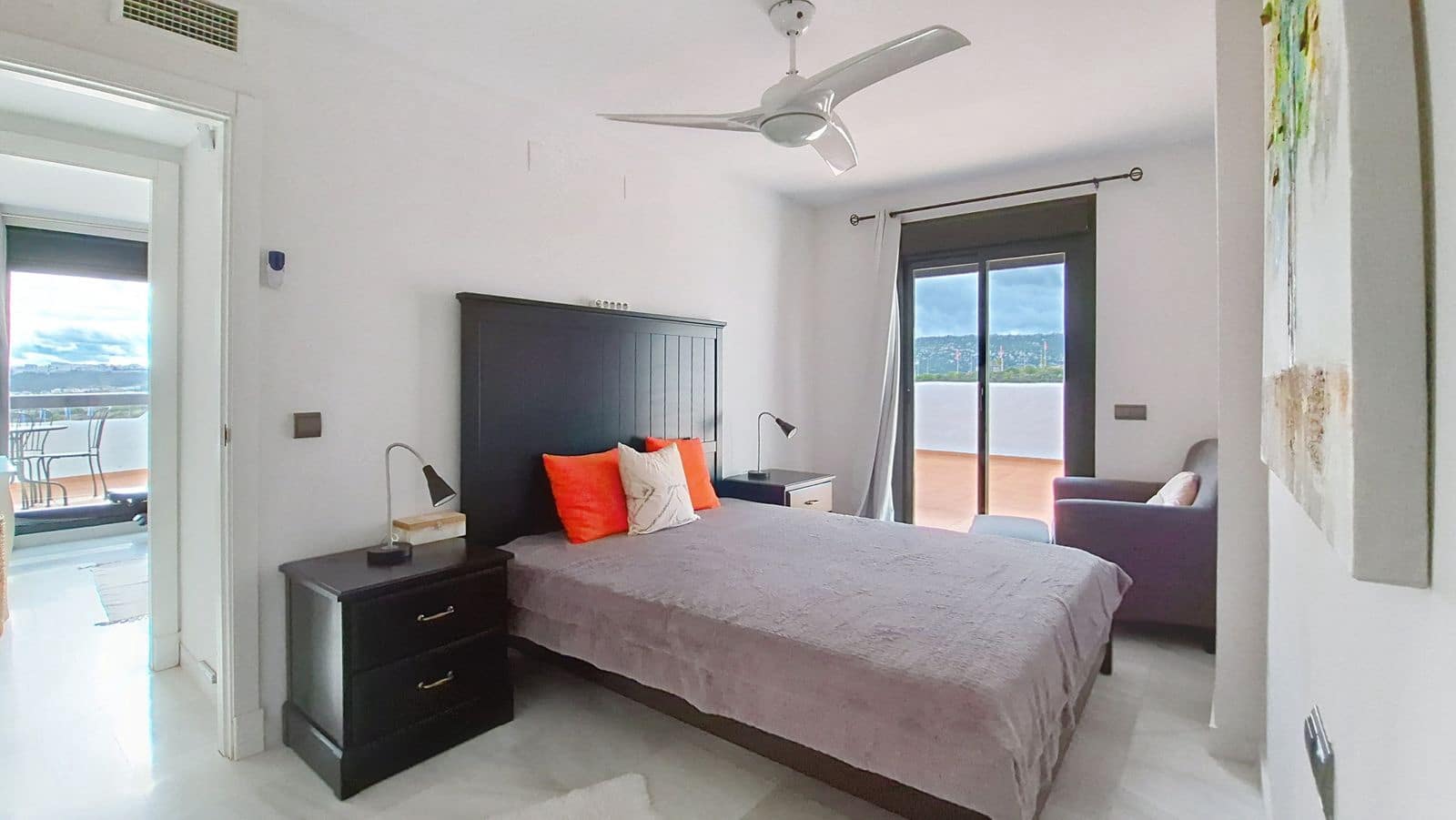 4 sovrum Takvåning till salu i Casares - 440 000 € (Ref: 9468345)