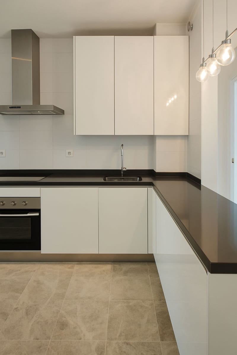 Apartamento de 2 habitaciones en Nueva Andalucia en venta - 570.000 € (Ref: 9468346)