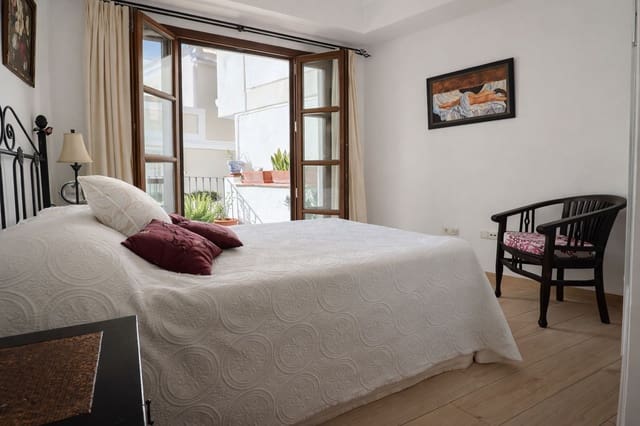 3 sypialnia Dom na sprzedaż w La Heredia, Benahavís - 725 000 € (Ref: 9468349)