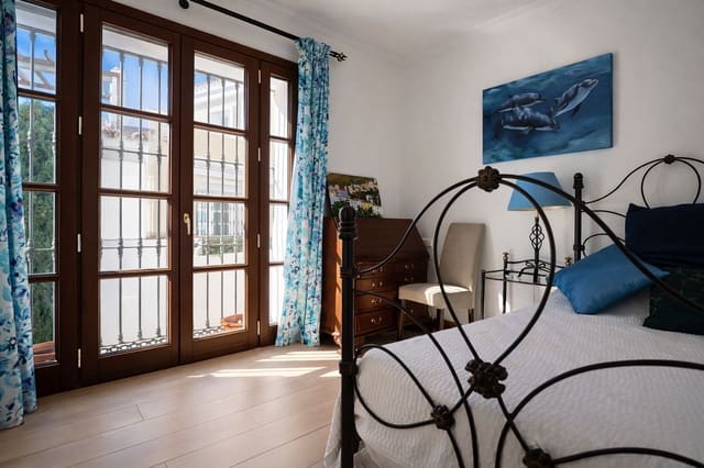 3 sypialnia Dom na sprzedaż w La Heredia, Benahavís - 725 000 € (Ref: 9468349)