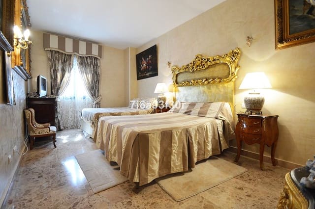 Apartamento de 3 habitaciones en San Pedro de Alcantara, Marbella en venta - 490.000 € (Ref: 9468350)