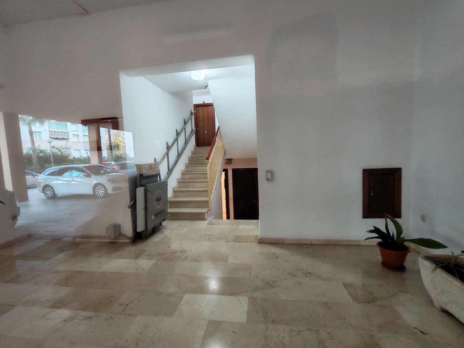 5 bedroom Apartment for sale in Marbella - € 365,000 (Ref: 9468352)