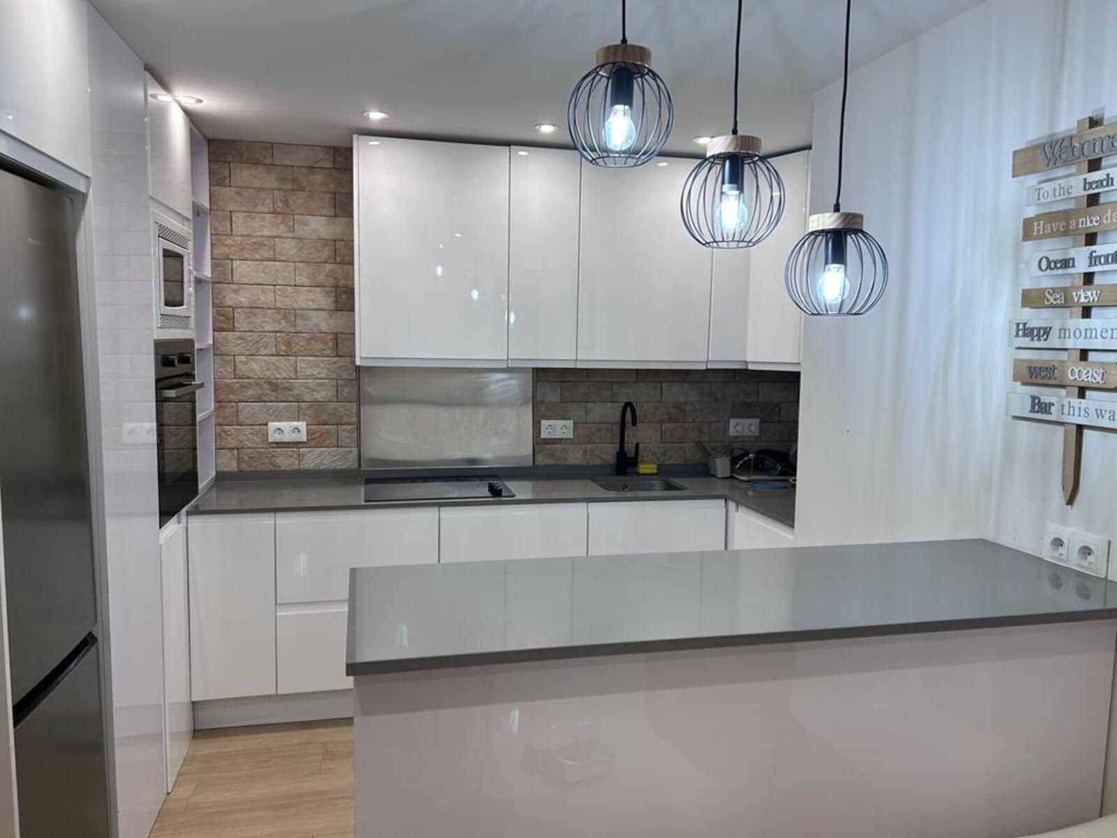 5 bedroom Apartment for sale in Marbella - € 365,000 (Ref: 9468352)