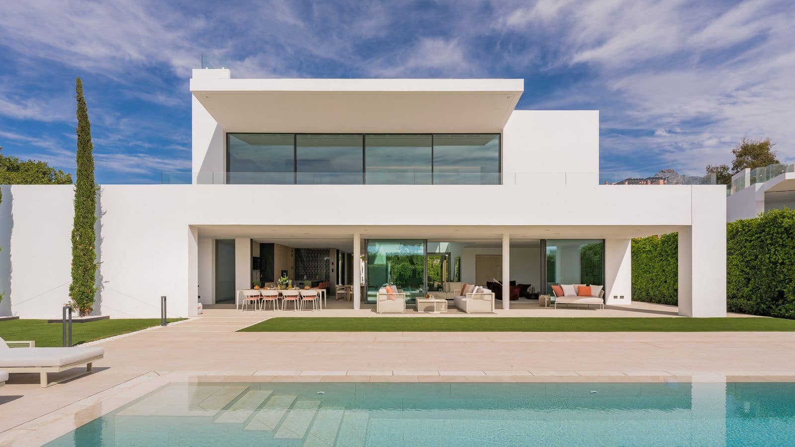 5 bedroom Villa for sale in Golden Mile - € 9,500,000 (Ref: 9468353)