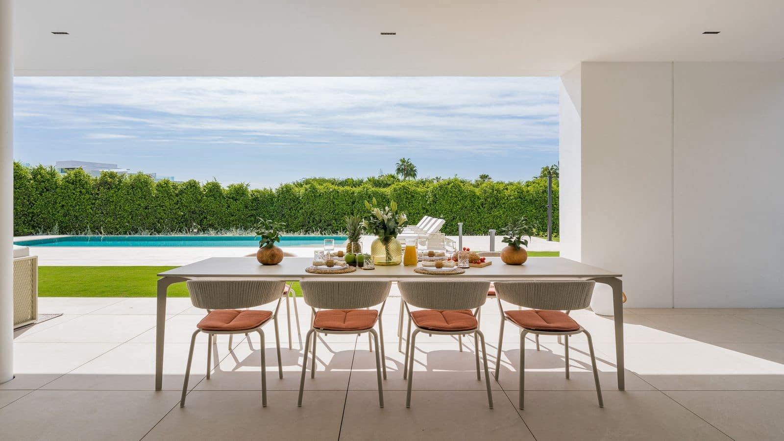 5 bedroom Villa for sale in Golden Mile - € 9,500,000 (Ref: 9468353)