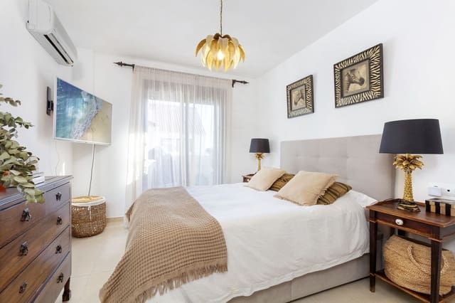 Apartamento de 3 habitaciones en Nueva Andalucia, Marbella en venta - 580.000 € (Ref: 9468354)