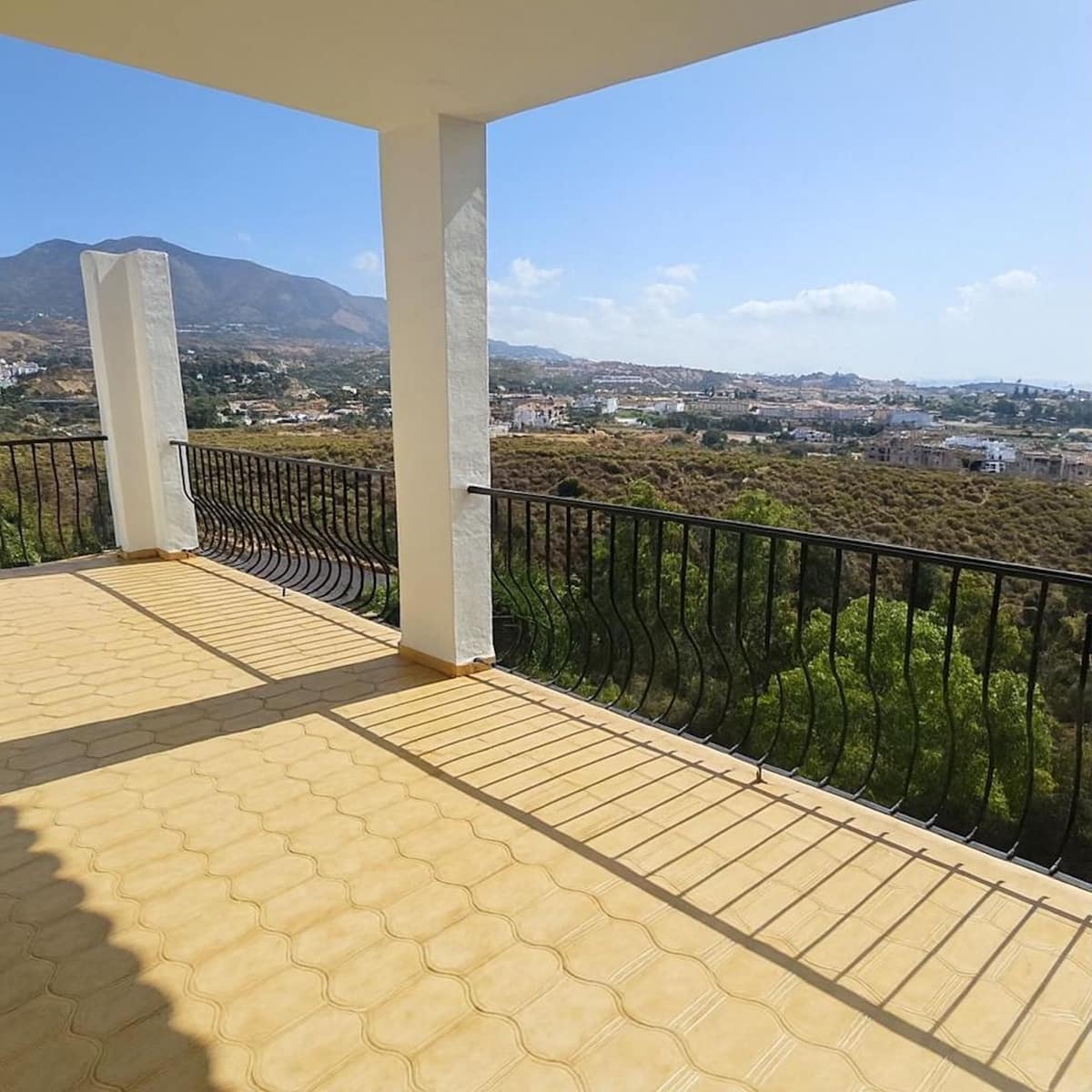 4 soverom Villa til salgs i Mijas Costa - € 885 000 (Ref: 9468355)