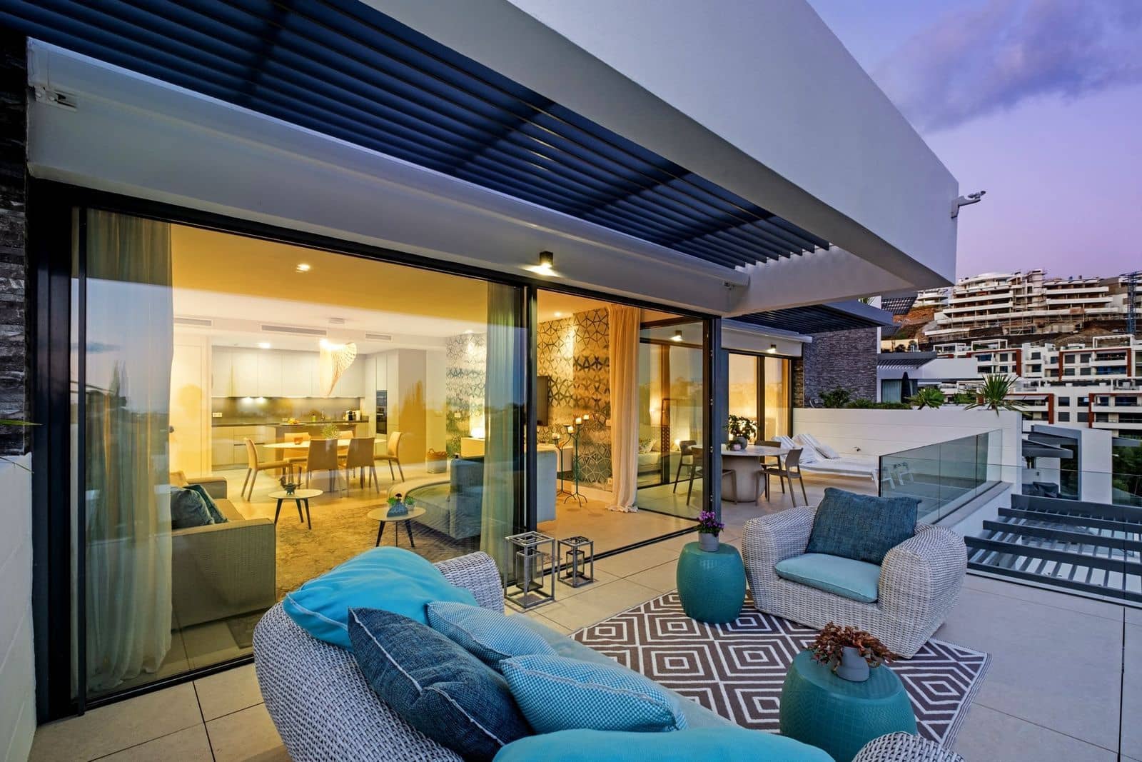 Apartamento de 2 habitaciones en La Quinta en venta - 950.000 € (Ref: 9468359)