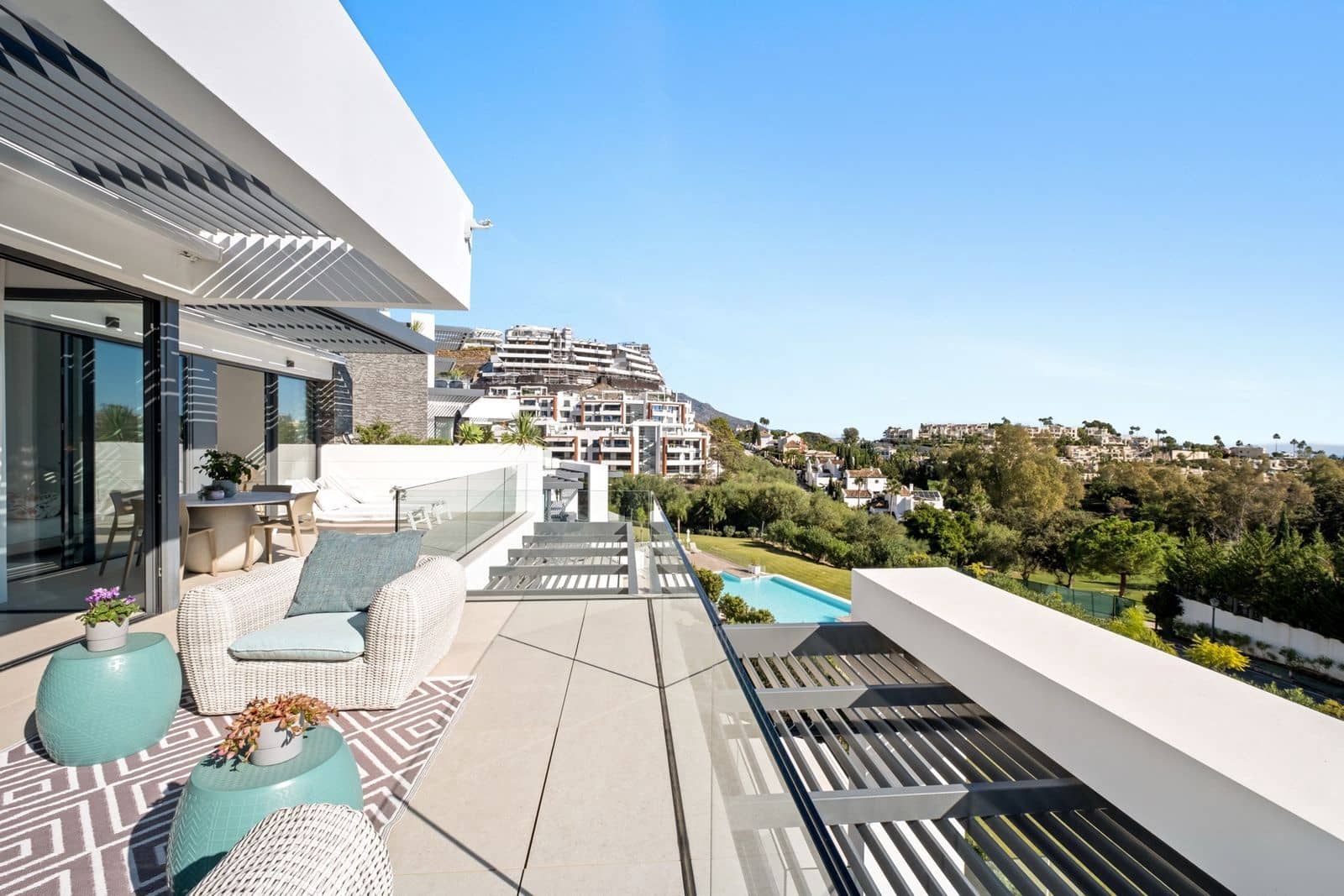 Apartamento de 2 habitaciones en La Quinta en venta - 950.000 € (Ref: 9468359)