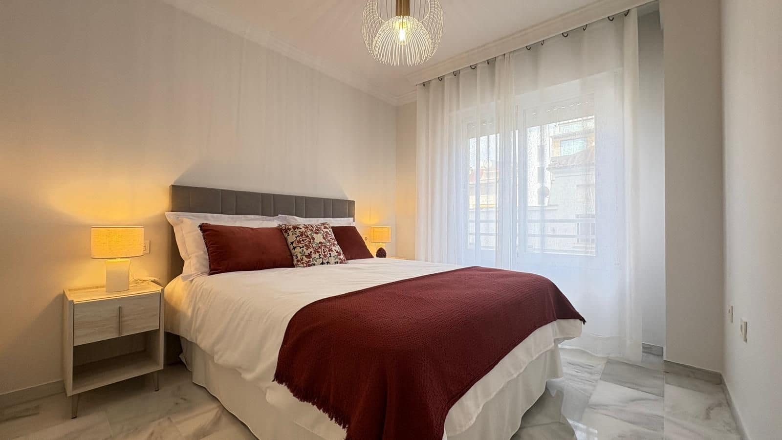 Apartamento de 2 habitaciones en Marbella en venta - 465.000 € (Ref: 9468360)