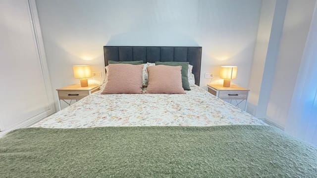 Apartamento de 2 habitaciones en Marbella en venta - 465.000 € (Ref: 9468360)