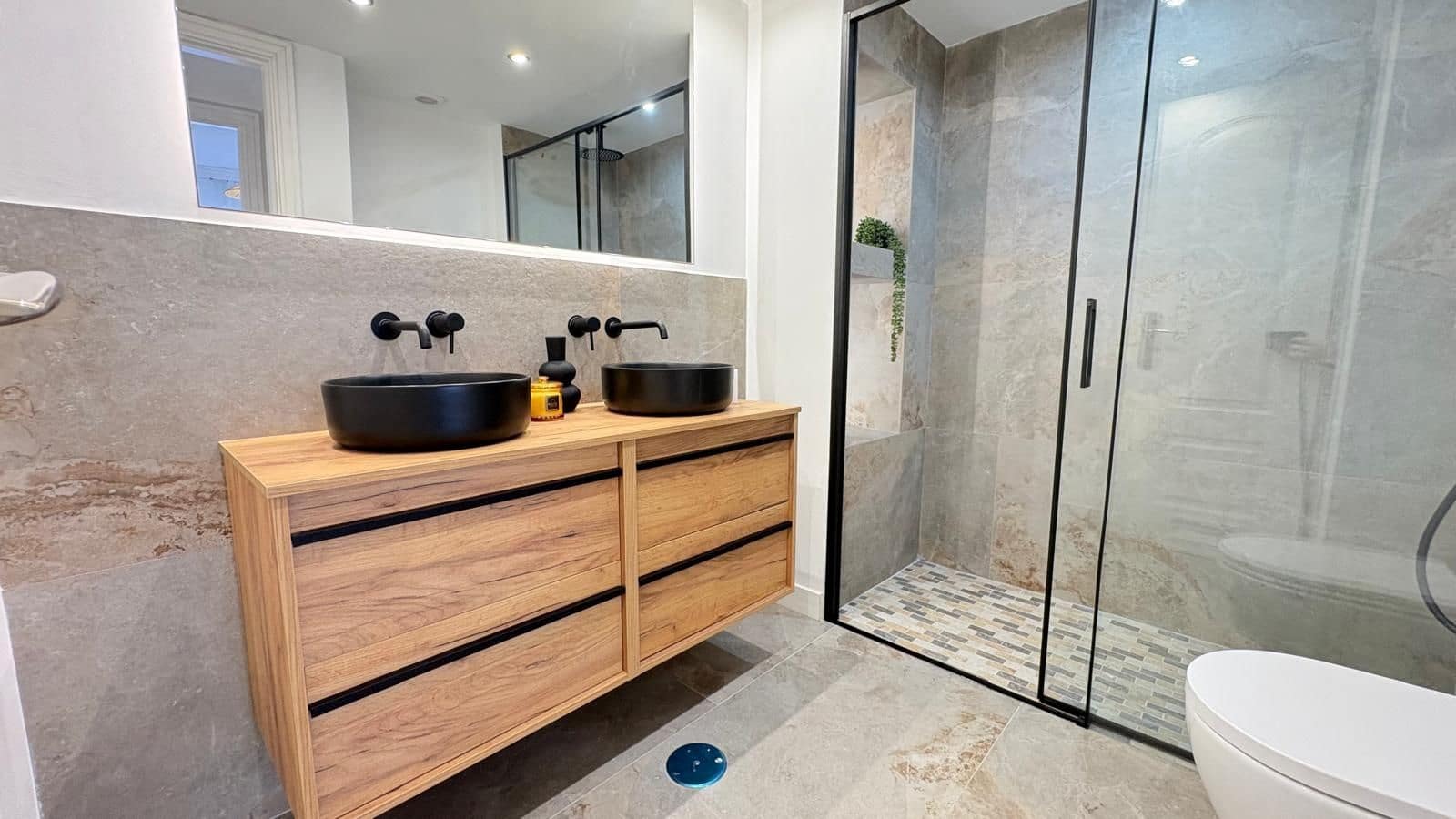 Apartamento de 2 habitaciones en Marbella en venta - 465.000 € (Ref: 9468360)