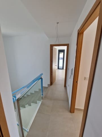 4 Zimmer Villa zu verkaufen in Manilva - 730.000 € (Ref: 9468365)