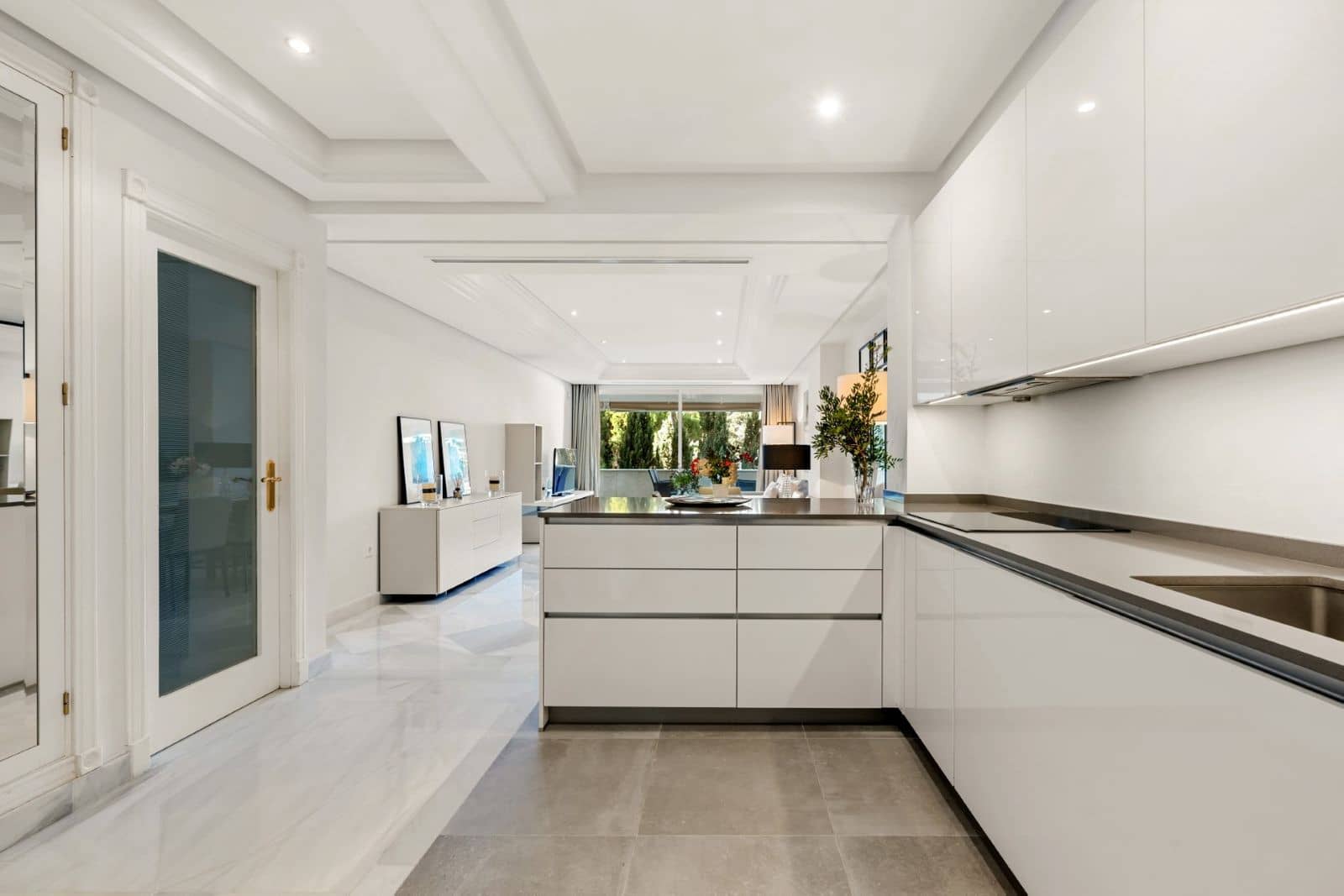 2 quarto Apartamento para venda em Golden Mile - 1 210 000 € (Ref: 9468367)