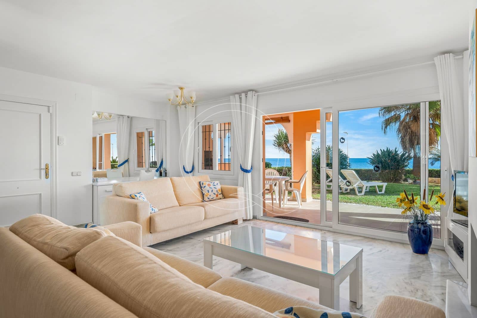 3 bedroom Apartment for sale in Estepona - € 849,000 (Ref: 9468370)