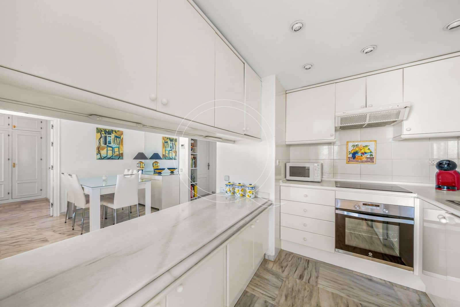 3 bedroom Apartment for sale in Estepona - € 849,000 (Ref: 9468370)