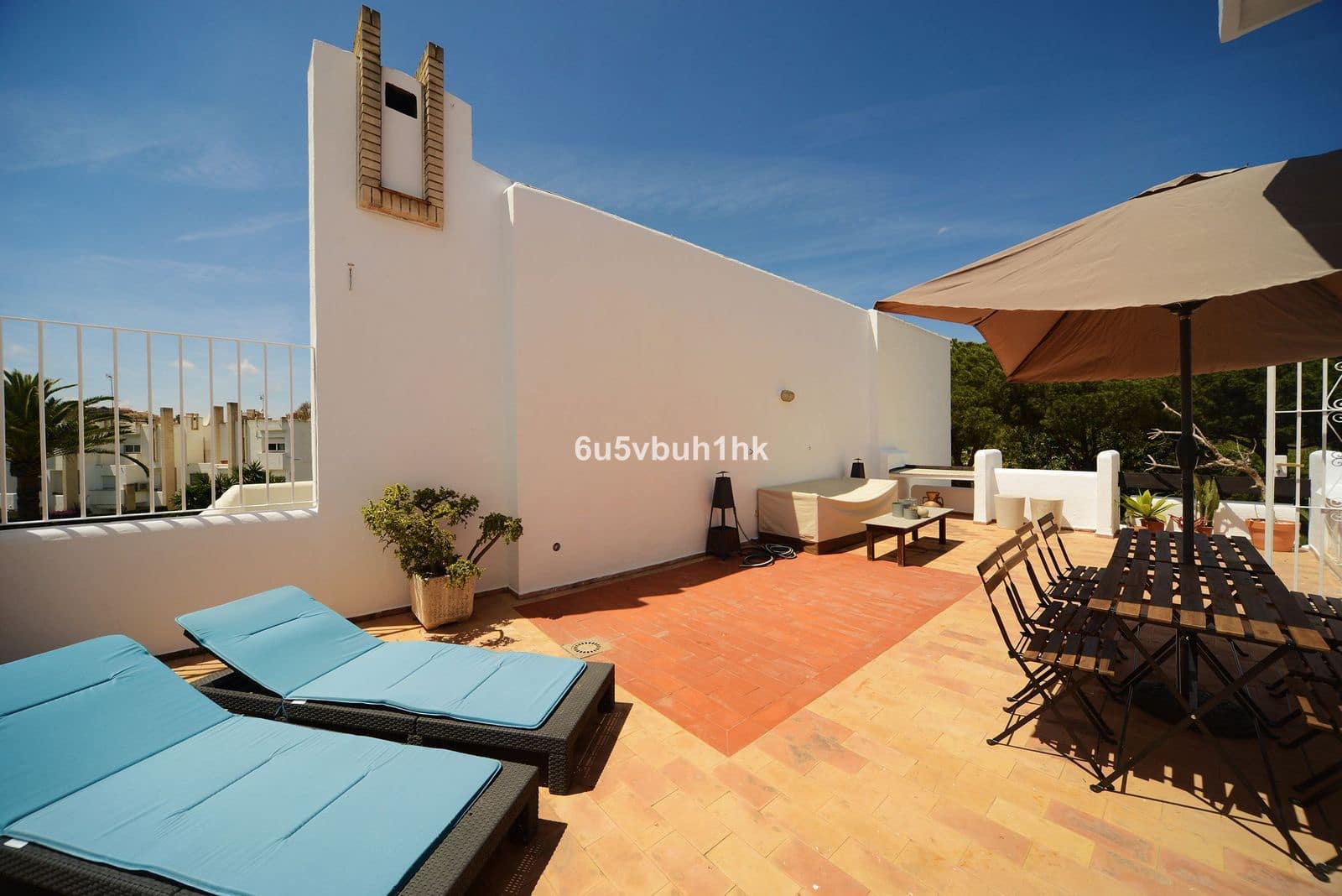 3 chambre Penthouse à vendre à Nueva Andalucia - 670 000 € (Ref: 9468371)